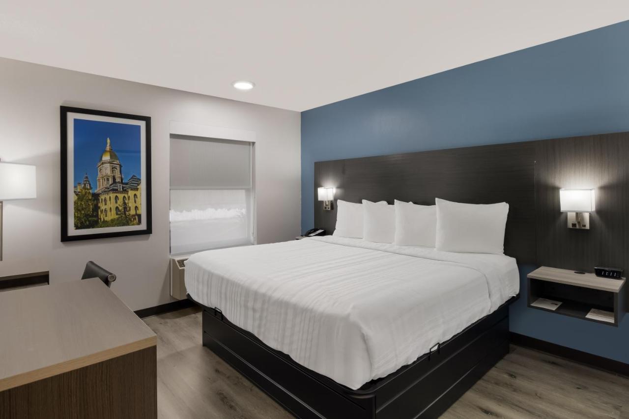 Quality Inn South Bend Near Notre Dame Bagian luar foto