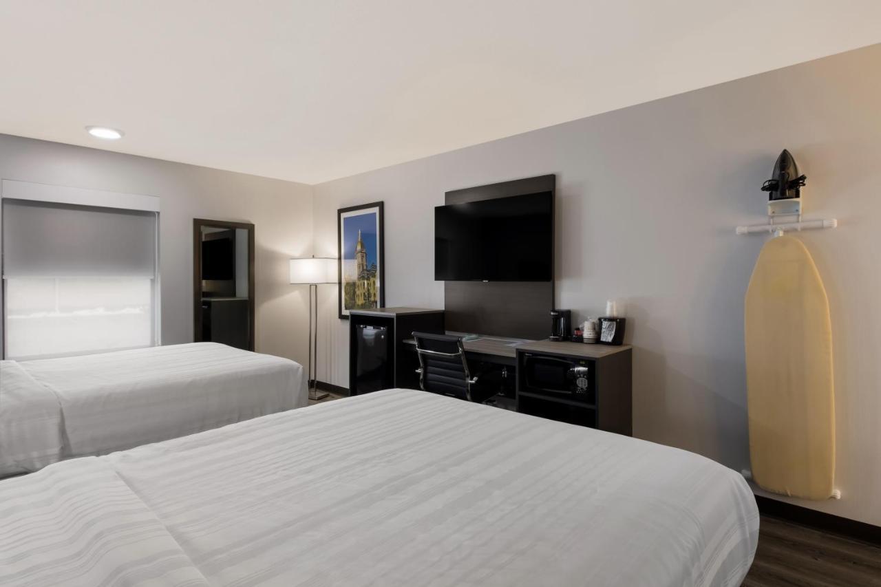 Quality Inn South Bend Near Notre Dame Bagian luar foto
