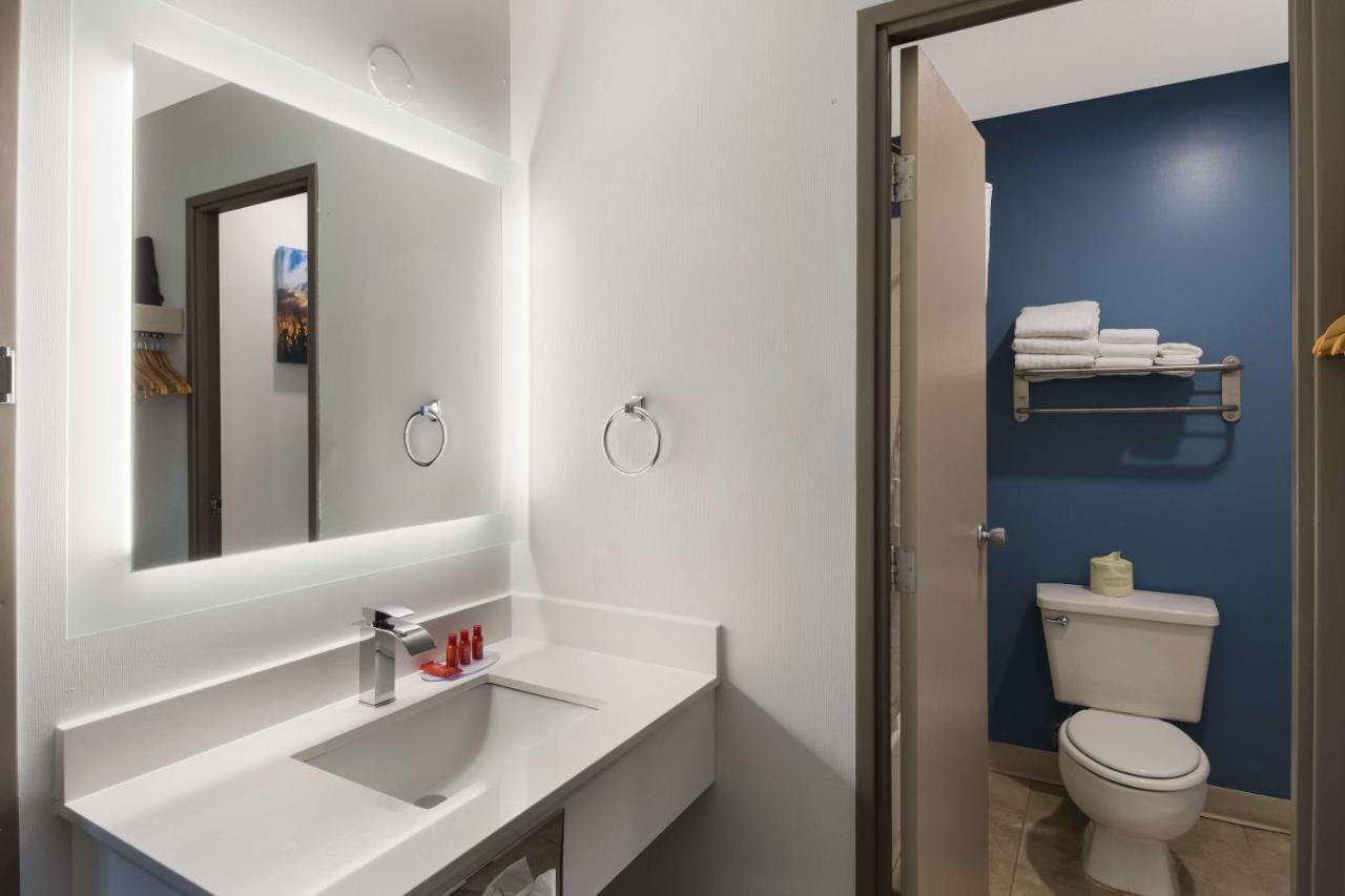 Quality Inn South Bend Near Notre Dame Bagian luar foto