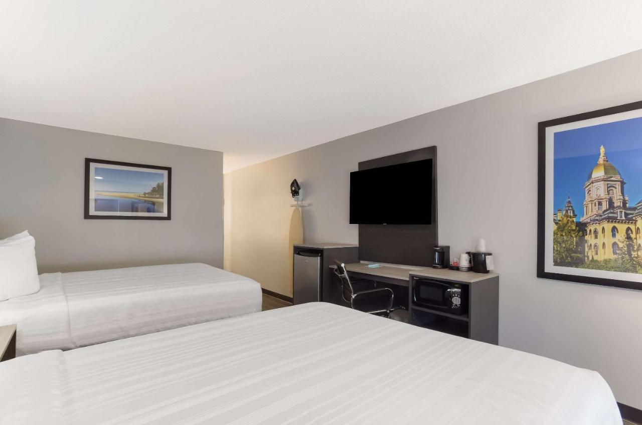 Quality Inn South Bend Near Notre Dame Bagian luar foto