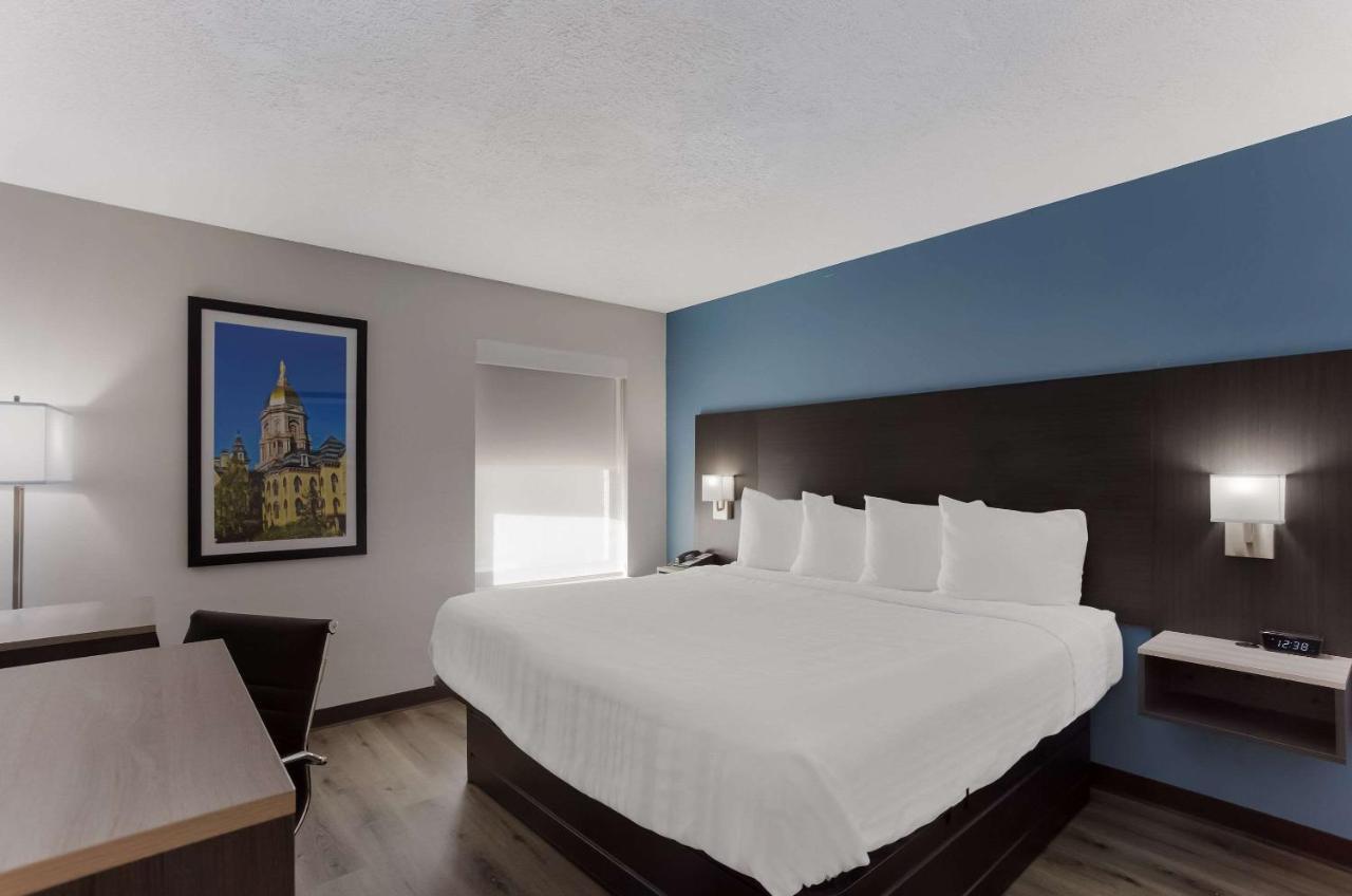 Quality Inn South Bend Near Notre Dame Bagian luar foto